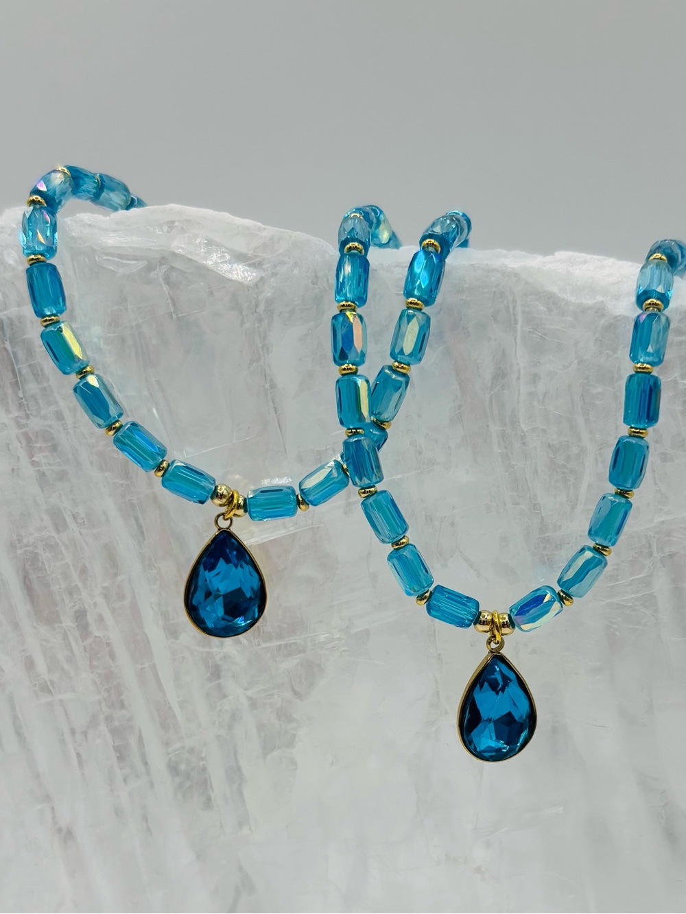 *ANKLET* S. Steel AB Blue Teardrop with AB Blue Crystal Stretchy Anklet - Picture 2 of 5